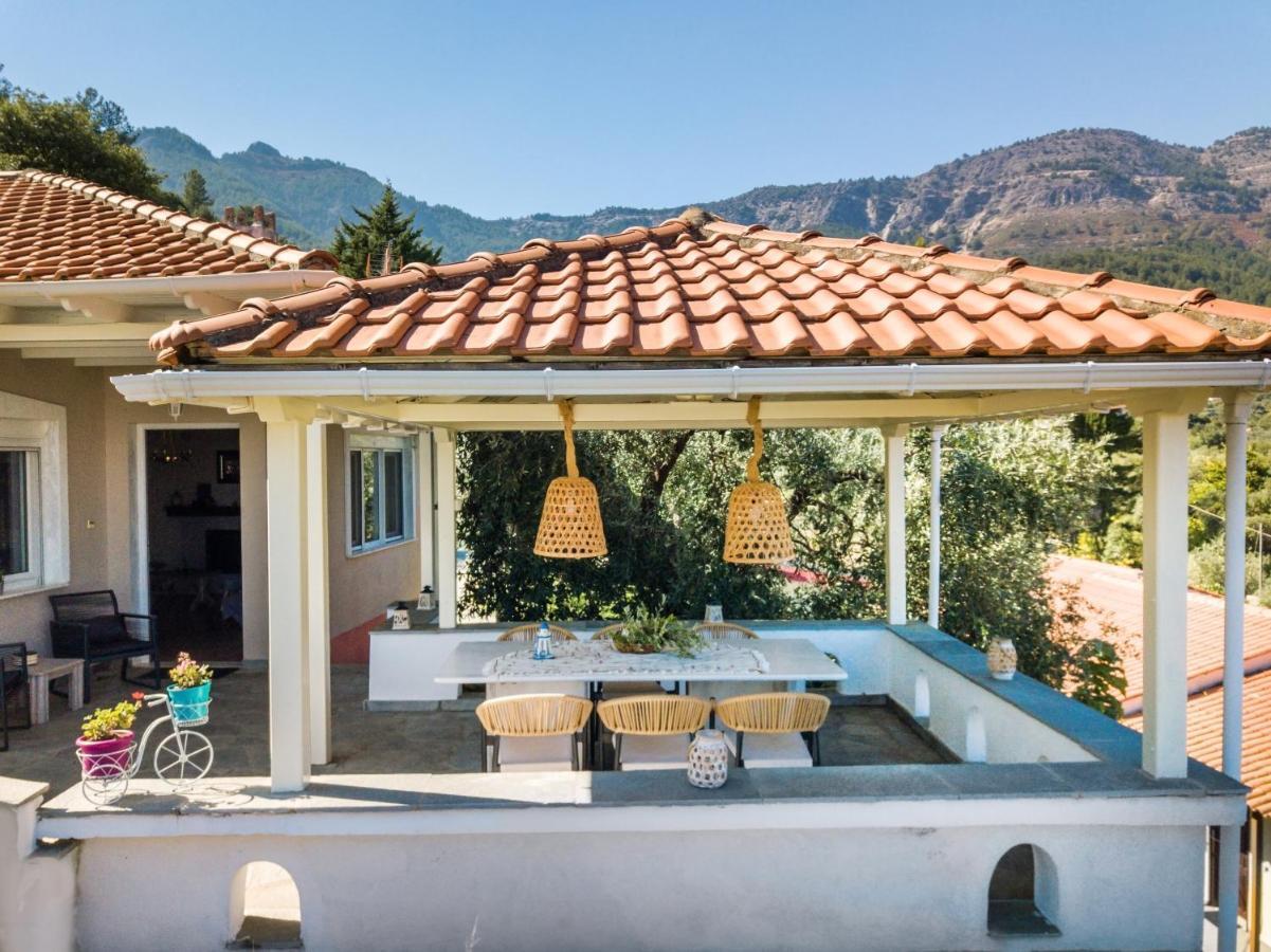 Vista Del Mare Luxury Villa Koinira Exterior photo