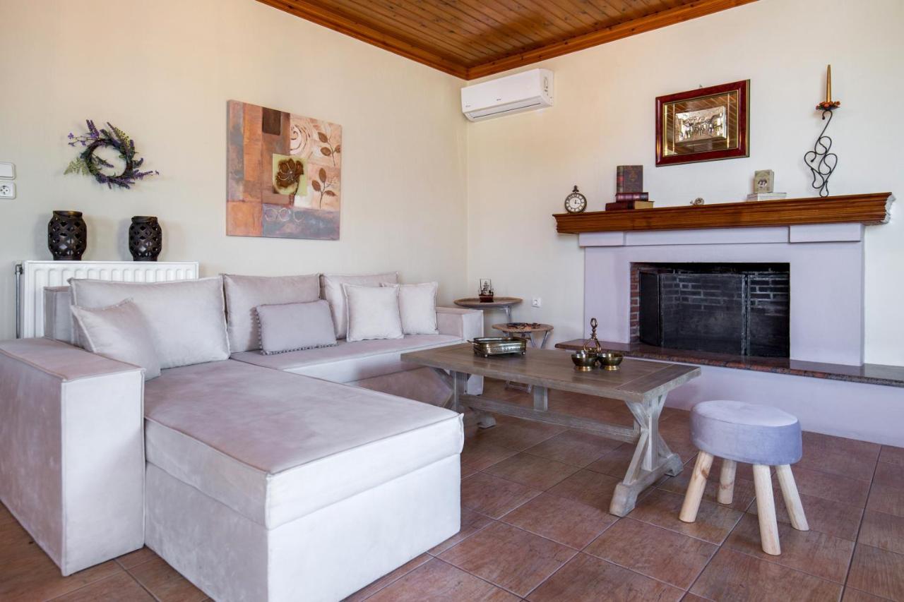 Vista Del Mare Luxury Villa Koinira Exterior photo